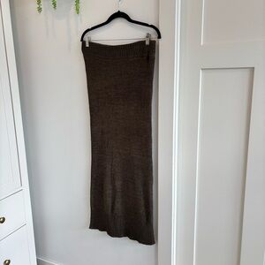 The Nines Boutique Olive Green Chunky Knit Midi Skirt Side Slit Women's Size M/L